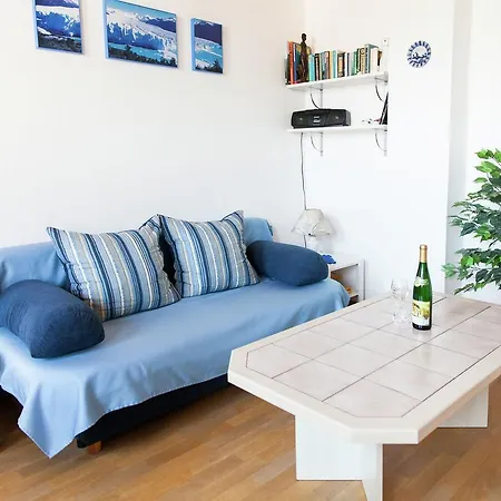 Steuer 1 Apartment *