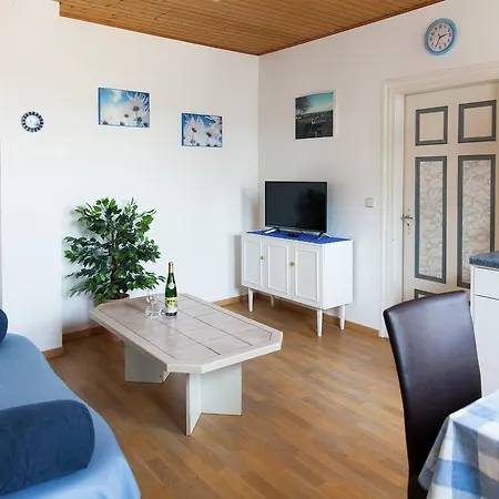 Apartment Steuer 1 Krov